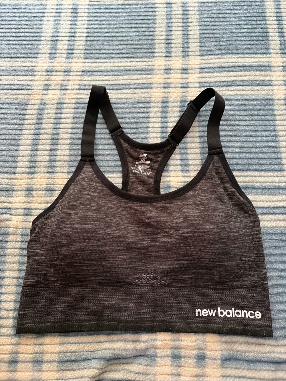 New Balance Women's Black/Gray Seamless Racerback Sports Bra